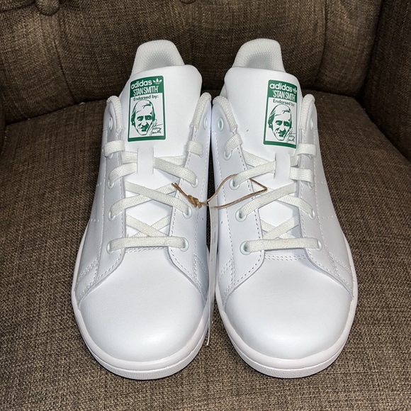 Adidas Stan Smith White Sneakers with Green Details kids size 3 new in box - Picture 3 of 11
